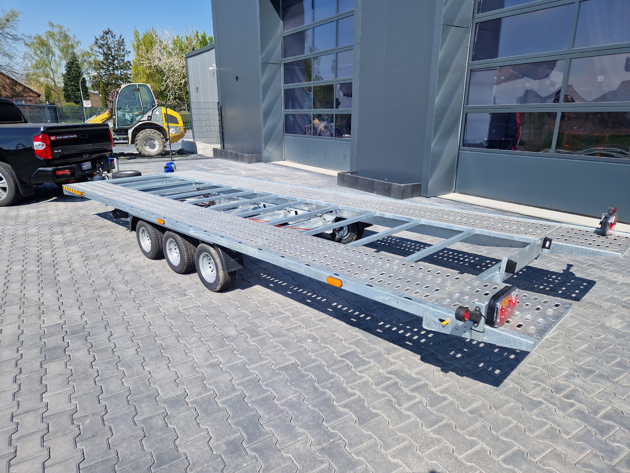 Cartrailer Expert 3560 easyload 600x216cm hydr. kippbar Winde Resrad Tridem 100km/H 3500kg - Прицеп-автовоз: фото 3 Cartrailer Expert 3560 easyload 600x216cm hydr. kippbar Winde Resrad Tridem 100km/H 3500kg - Прицеп-автовоз: фото 3
