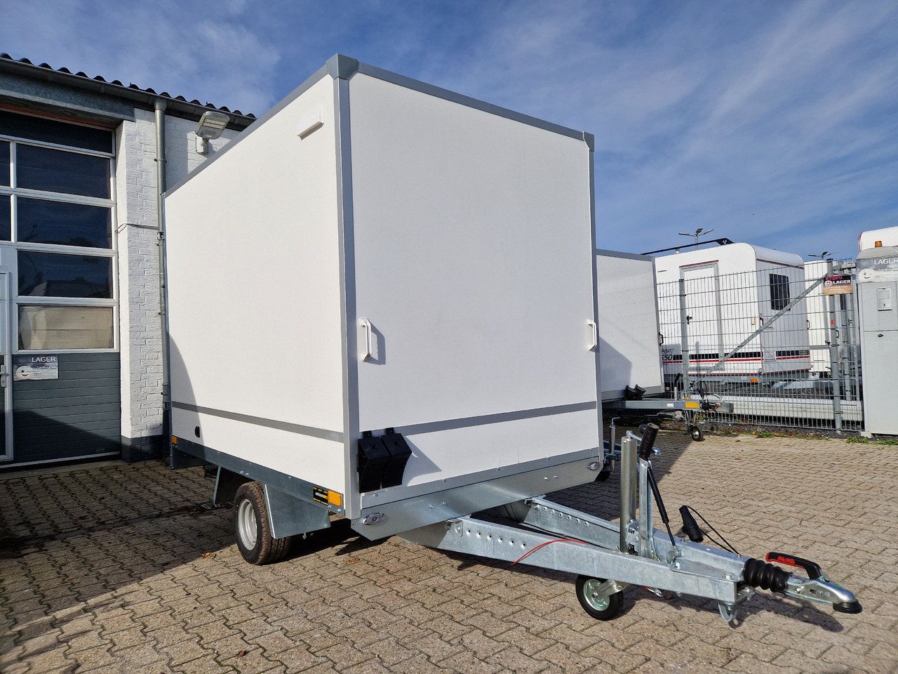 Kargo Koffer Hochlader FC1326HD 260x160x180cm Zurrsystem (S) 1300kg 100km/H - Прицеп-фургон: фото 2 Kargo Koffer Hochlader FC1326HD 260x160x180cm Zurrsystem (S) 1300kg 100km/H - Прицеп-фургон: фото 2