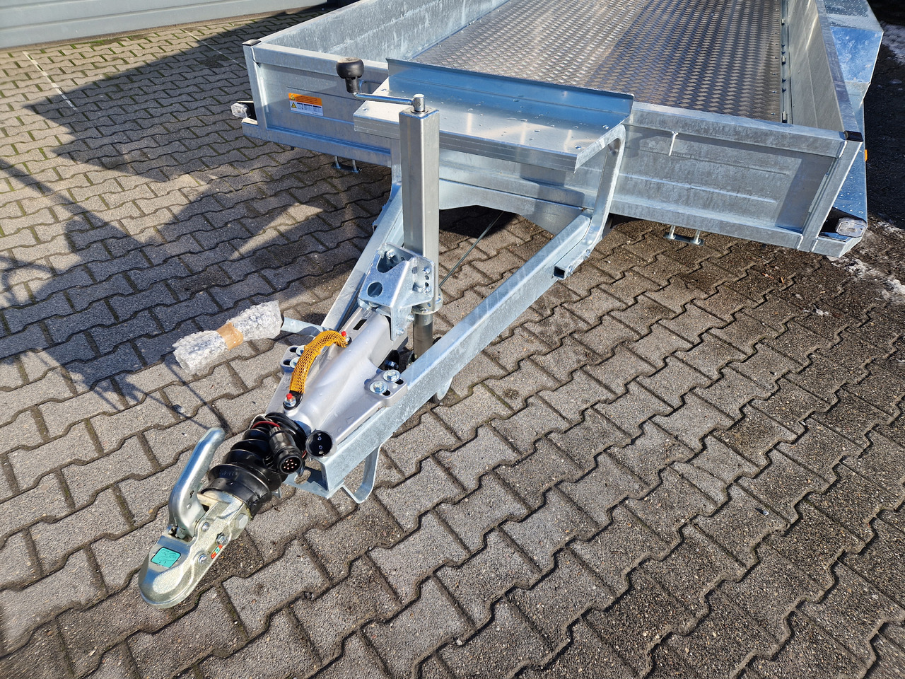 Saris Magnum MAXX 3500 406x182x30cm force one Rampen Schaufelablage 100km/H 3500kg Januar Aktion лизинг Saris Magnum MAXX 3500 406x182x30cm force one Rampen Schaufelablage 100km/H 3500kg Januar Aktion: фото 11 Saris Magnum MAXX 3500 406x182x30cm force one Rampen Schaufelablage 100km/H 3500kg Januar Aktion лизинг Saris Magnum MAXX 3500 406x182x30cm force one Rampen Schaufelablage 100km/H 3500kg Januar Aktion: фото 11