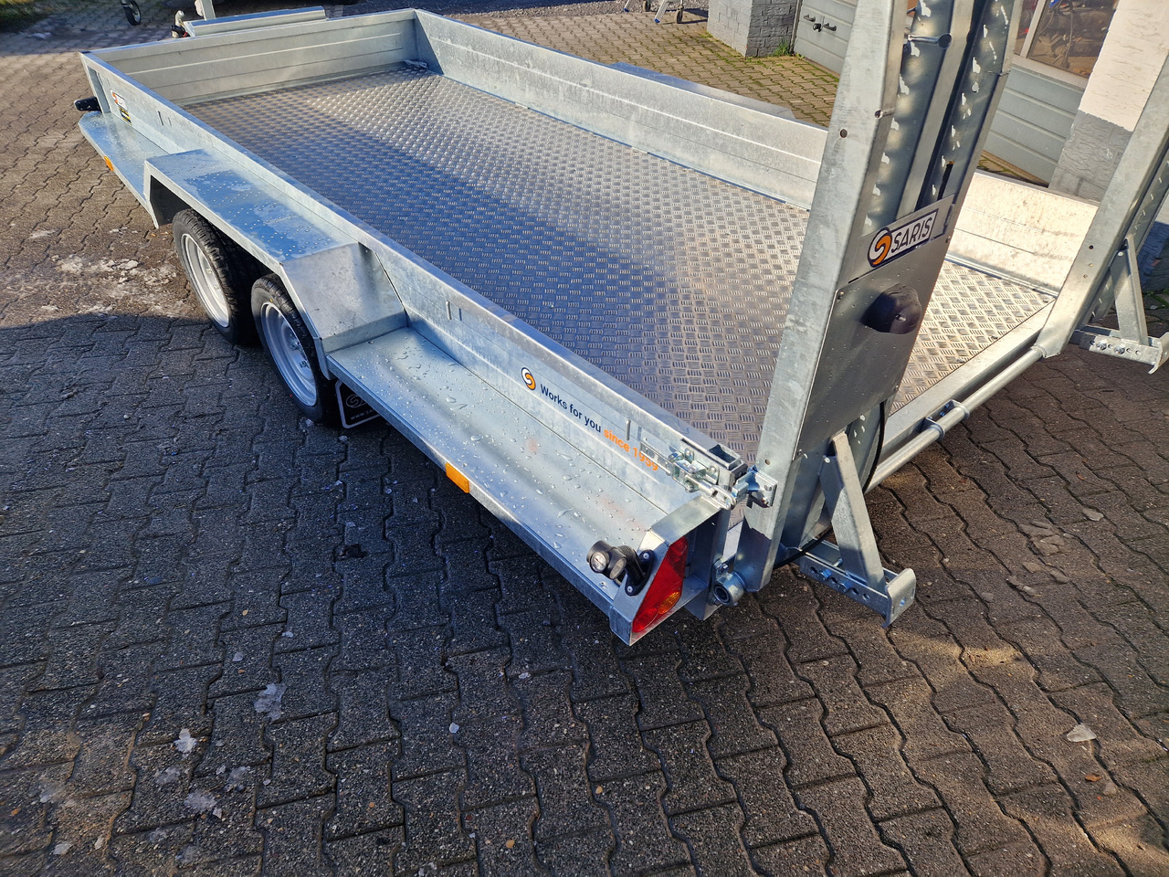 Saris Magnum MAXX 3500 406x182x30cm force one Rampen Schaufelablage 100km/H 3500kg Januar Aktion лизинг Saris Magnum MAXX 3500 406x182x30cm force one Rampen Schaufelablage 100km/H 3500kg Januar Aktion: фото 12 Saris Magnum MAXX 3500 406x182x30cm force one Rampen Schaufelablage 100km/H 3500kg Januar Aktion лизинг Saris Magnum MAXX 3500 406x182x30cm force one Rampen Schaufelablage 100km/H 3500kg Januar Aktion: фото 12