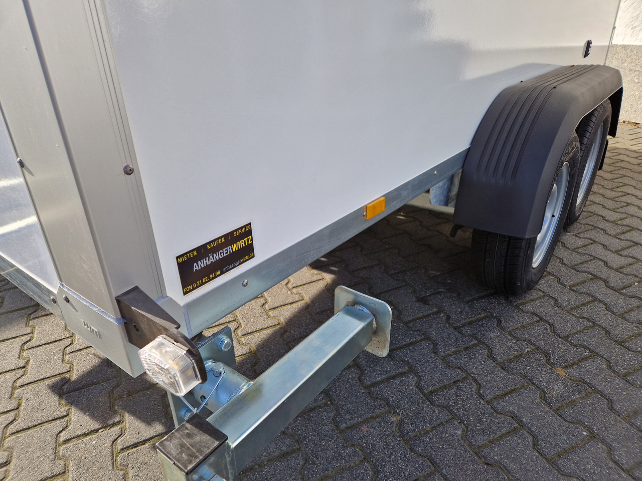 Прицеп-рефрижератор Tiefkühlanhänger AZK 2734/180 336x170x200cm 100/100 GOVI K6 bis -18°C (M) 2700kg: фото 11 Прицеп-рефрижератор Tiefkühlanhänger AZK 2734/180 336x170x200cm 100/100 GOVI K6 bis -18°C (M) 2700kg: фото 11