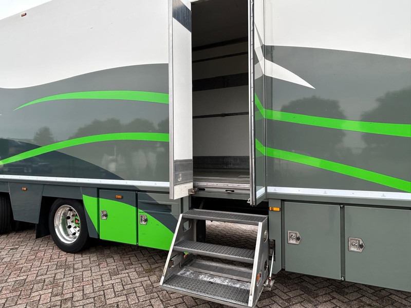 Тягач Scania R450: фото 9