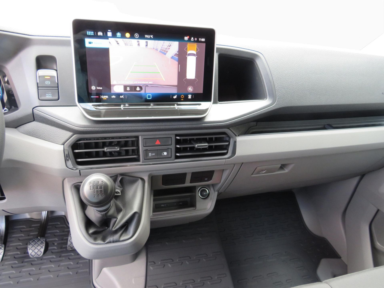 VOLKSWAGEN Crafter 35 L3H3 Kasten Klima ZV - Цельнометаллический фургон: фото 4 VOLKSWAGEN Crafter 35 L3H3 Kasten Klima ZV - Цельнометаллический фургон: фото 4