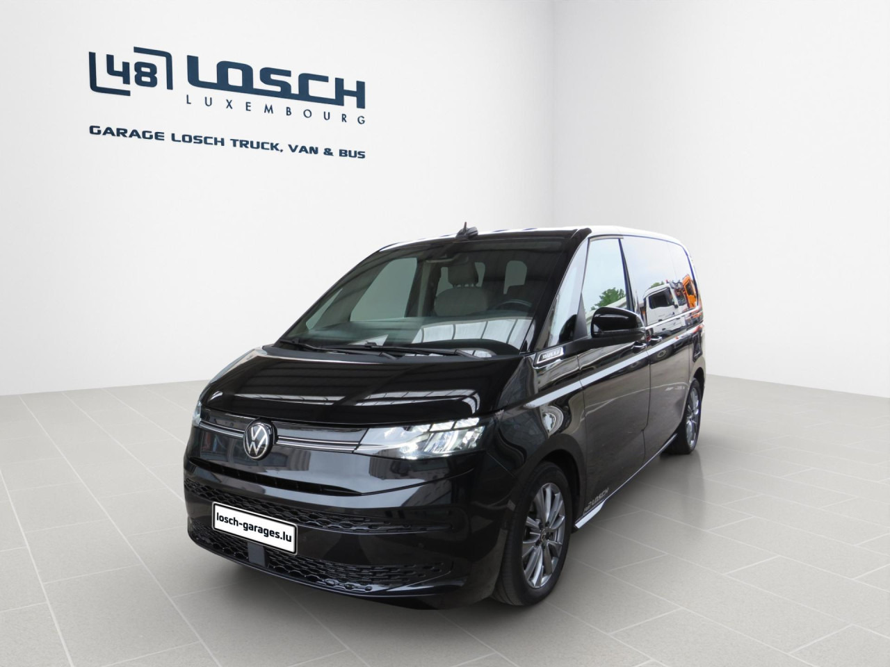 VOLKSWAGEN T7 Multivan 2.0 TDI 110 kW Life Navi LED Klima - Легковой автомобиль: фото 1 VOLKSWAGEN T7 Multivan 2.0 TDI 110 kW Life Navi LED Klima - Легковой автомобиль: фото 1