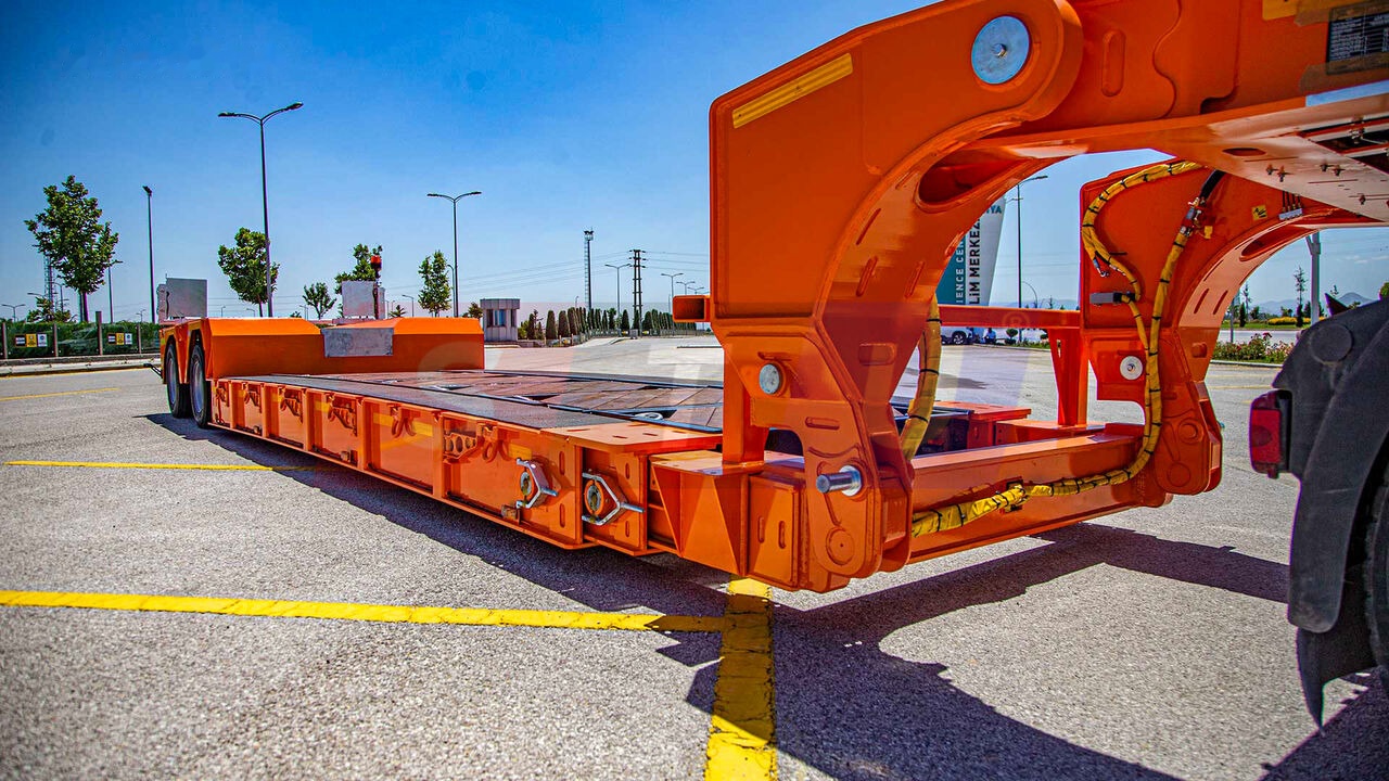 STU 2 Axle Extendable Low Loader - Низкорамный полуприцеп: фото 3 STU 2 Axle Extendable Low Loader - Низкорамный полуприцеп: фото 3