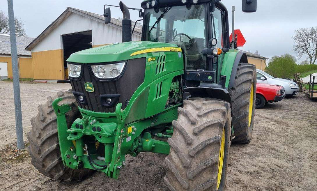 John Deere 6150M - Трактор: фото 2 John Deere 6150M - Трактор: фото 2