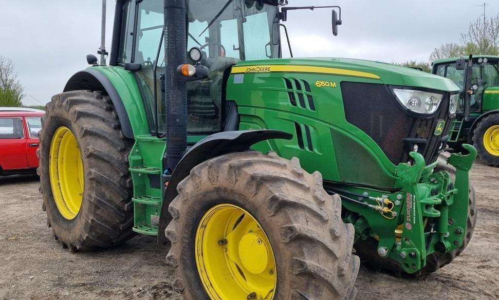 John Deere 6150M - Трактор: фото 3 John Deere 6150M - Трактор: фото 3