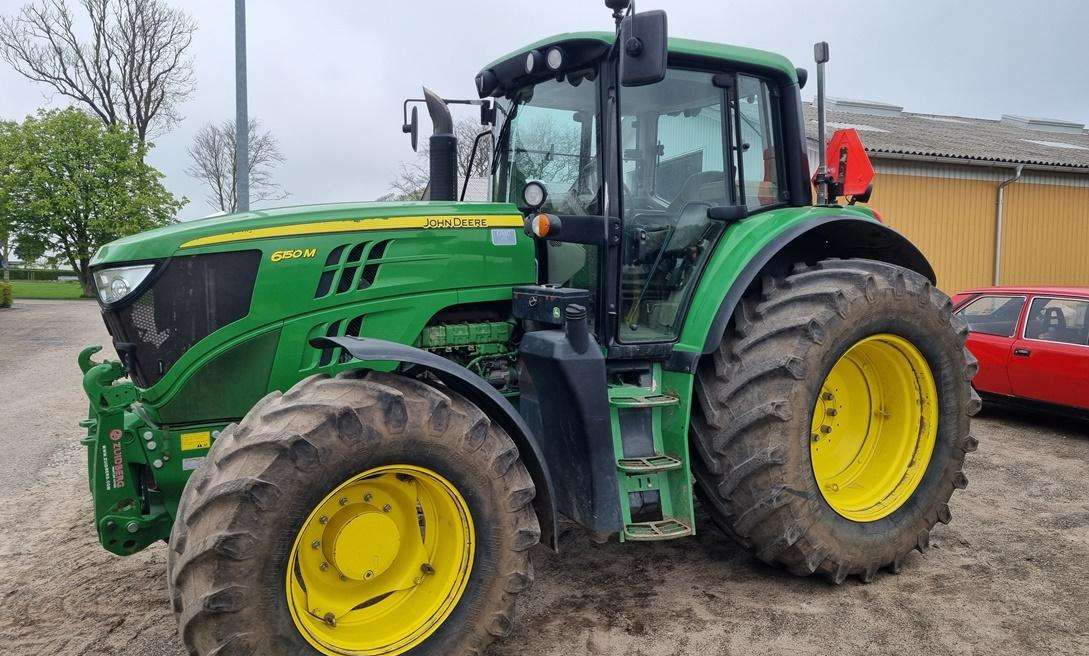 John Deere 6150M - Трактор: фото 1 John Deere 6150M - Трактор: фото 1