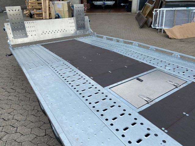 Brian James T Transporter, 231-5521-35-3-10, 5500 x 2100 mm, 3,5 to. kippbar mit Auffahrrampe - Прицеп-автовоз: фото 5 Brian James T Transporter, 231-5521-35-3-10, 5500 x 2100 mm, 3,5 to. kippbar mit Auffahrrampe - Прицеп-автовоз: фото 5