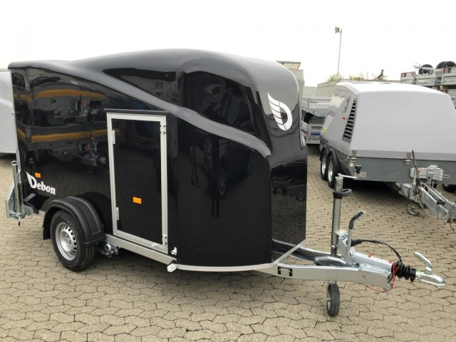 Cheval Liberte Debon Cargo 2 Poly + Türe schwarz Aluräder 1300 kg, 100 km/h, 300x155x168cm - Прицеп-фургон: фото 1 Cheval Liberte Debon Cargo 2 Poly + Türe schwarz Aluräder 1300 kg, 100 km/h, 300x155x168cm - Прицеп-фургон: фото 1