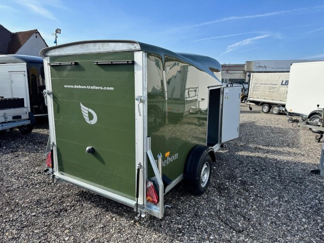 Cheval Liberte Debon Fourgon Cargo 2 Poly + Türe dunkelgrau 1300 kg, 100 km/h, 300x155x168cm - Прицеп-фургон: фото 5 Cheval Liberte Debon Fourgon Cargo 2 Poly + Türe dunkelgrau 1300 kg, 100 km/h, 300x155x168cm - Прицеп-фургон: фото 5