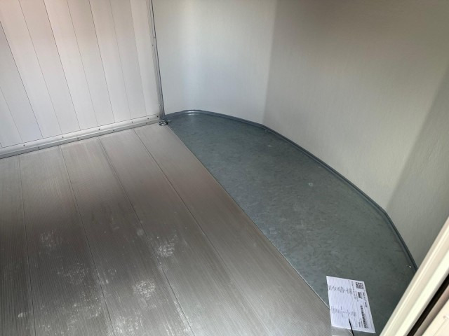 Cheval Liberte Debon Roadster 900 Alu + Türe 3500 kg, 100 km/h, 495x202x202cm - Прицеп-фургон: фото 5 Cheval Liberte Debon Roadster 900 Alu + Türe 3500 kg, 100 km/h, 495x202x202cm - Прицеп-фургон: фото 5