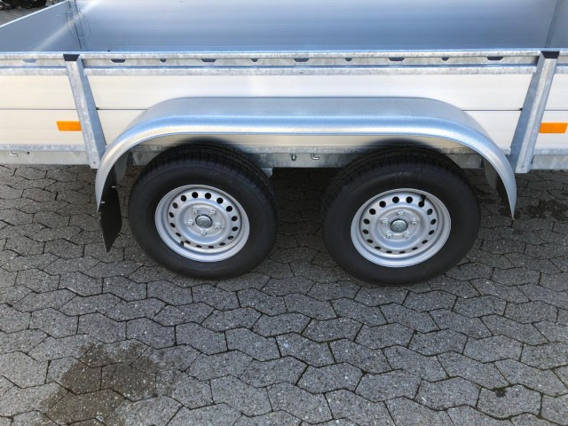 Hapert Azure L-2 Tieflader 3030 x 1490 x 370 mm, ZG 2,0 to. - Прицеп для легкового автомобиля: фото 5 Hapert Azure L-2 Tieflader 3030 x 1490 x 370 mm, ZG 2,0 to. - Прицеп для легкового автомобиля: фото 5