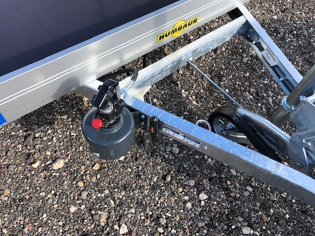 Humbaur Absenkanhänger HKT 132515 S, 2500 x 1565 x 150 mm, 1,35 to. - Прицеп для легкового автомобиля: фото 2 Humbaur Absenkanhänger HKT 132515 S, 2500 x 1565 x 150 mm, 1,35 to. - Прицеп для легкового автомобиля: фото 2