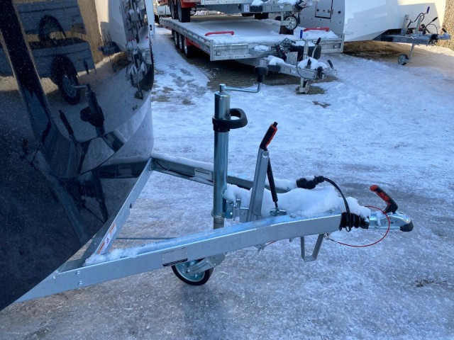 Humbaur Poly-Alu Koffer HKPA 263217, 2,6 to. 100 km/h, 3280 x 1770 x 1800 mm - Прицеп-фургон: фото 4 Humbaur Poly-Alu Koffer HKPA 263217, 2,6 to. 100 km/h, 3280 x 1770 x 1800 mm - Прицеп-фургон: фото 4