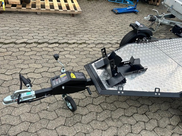 Lorries Motorradanhänger MT-1, 0,75 to. 245 x 99 cm, Alu-Felgen - Прицеп для мотоцикла: фото 3 Lorries Motorradanhänger MT-1, 0,75 to. 245 x 99 cm, Alu-Felgen - Прицеп для мотоцикла: фото 3