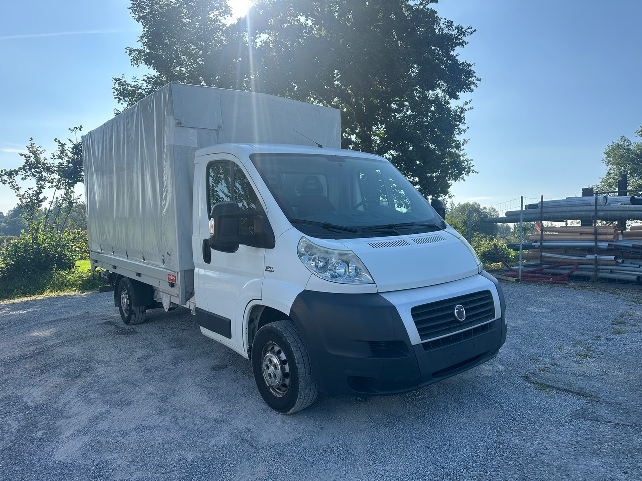 FIAT Ducato 17q 2.3 JTD Hebebühne - Тентованный фургон: фото 2 FIAT Ducato 17q 2.3 JTD Hebebühne - Тентованный фургон: фото 2