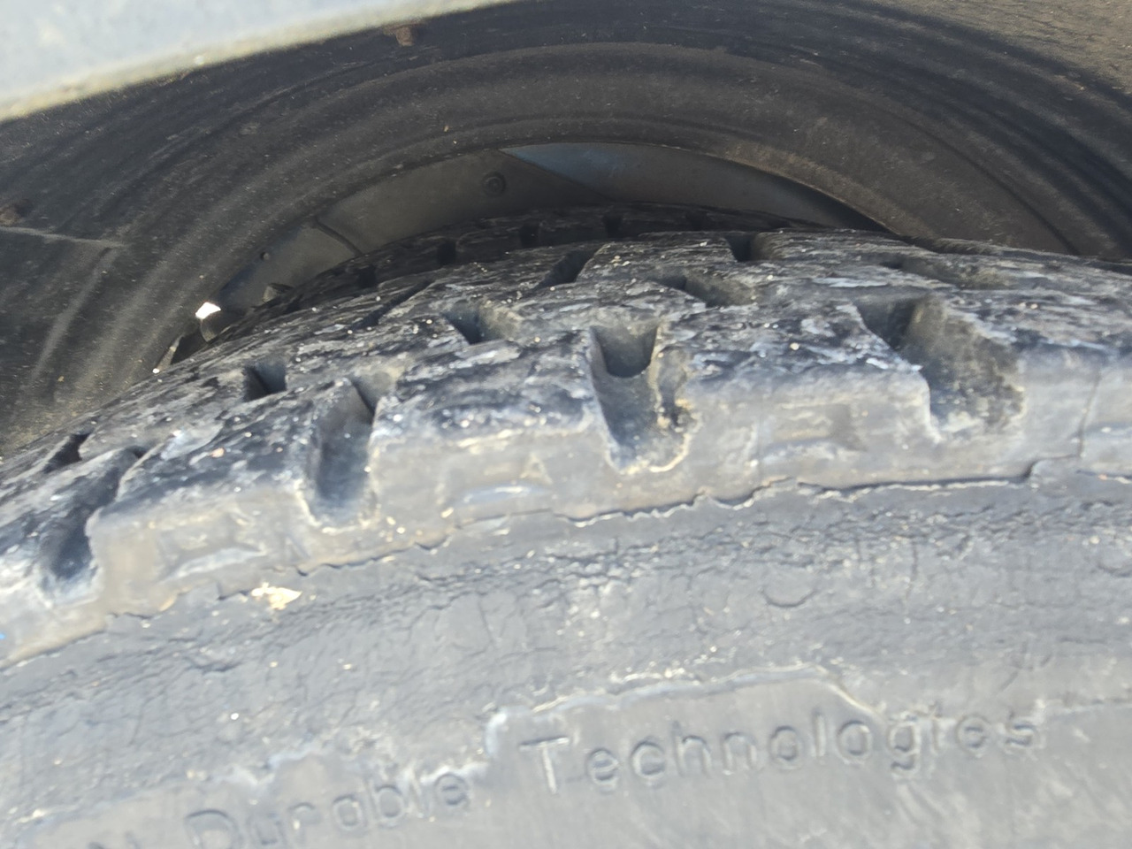 Автовоз IVECO 260S33: фото 12 Автовоз IVECO 260S33: фото 12