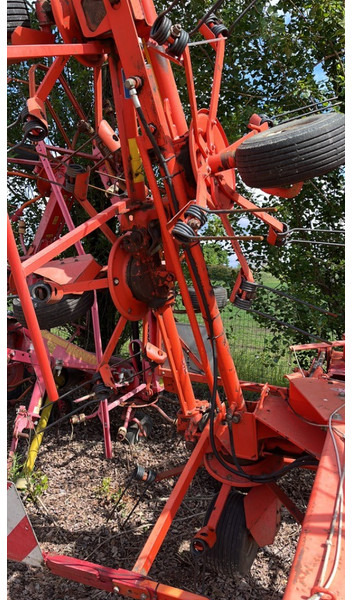 Kuhn GF 8501 T - Сеноворошилка: фото 4 Kuhn GF 8501 T - Сеноворошилка: фото 4