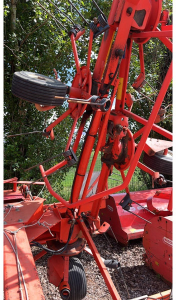 Kuhn GF 8501 T - Сеноворошилка: фото 3 Kuhn GF 8501 T - Сеноворошилка: фото 3
