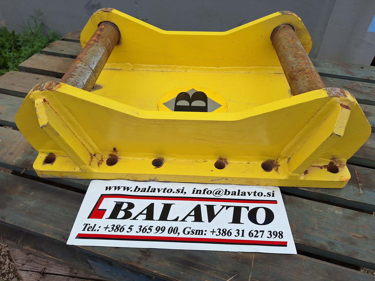 Attachment plate - Сцепное устройство для Строительной техники: фото 1 Attachment plate - Сцепное устройство для Строительной техники: фото 1