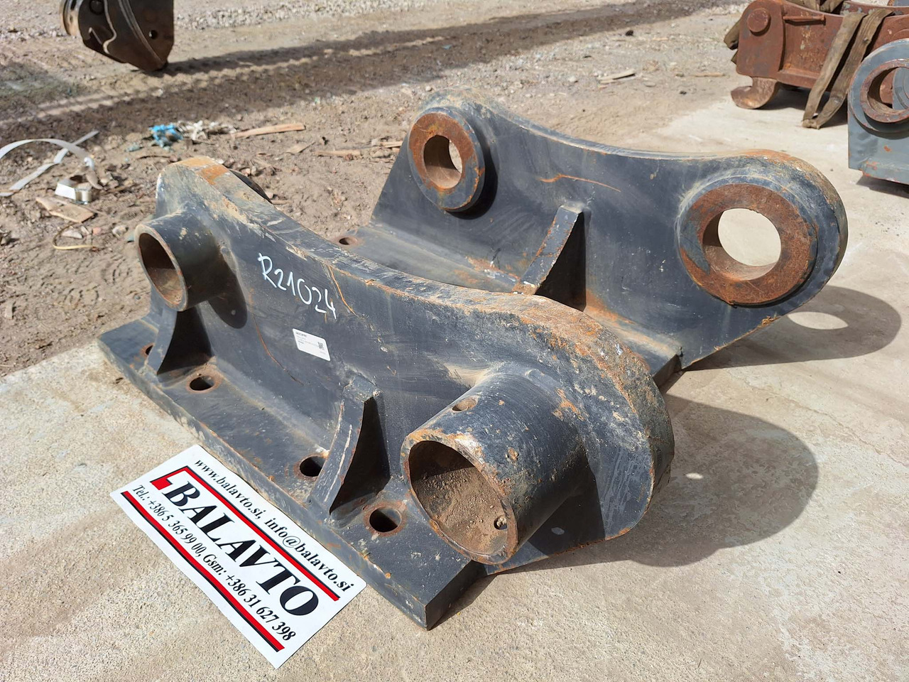 Attachment plate - Сцепное устройство для Строительной техники: фото 4 Attachment plate - Сцепное устройство для Строительной техники: фото 4