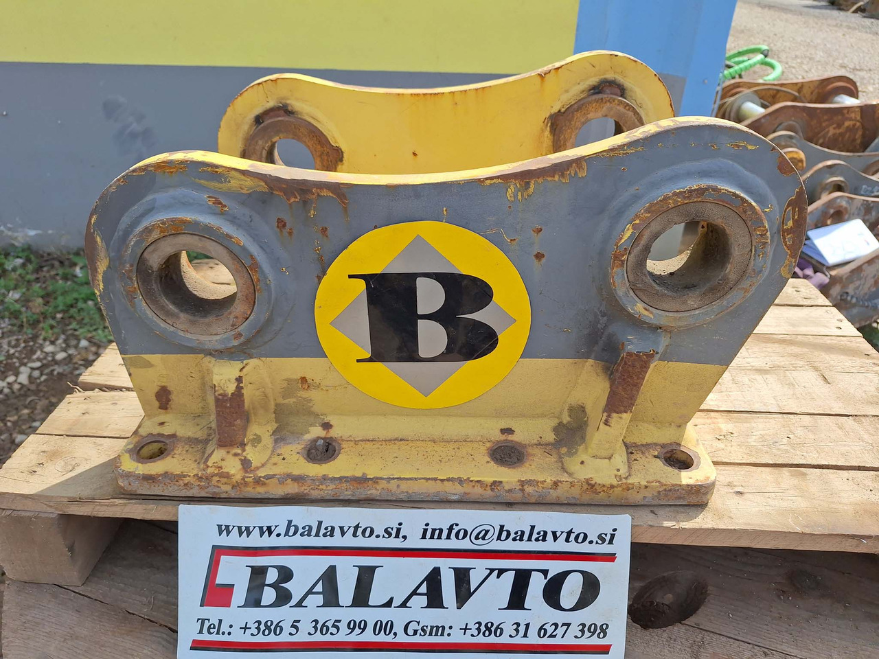 Attachment plate - Сцепное устройство для Строительной техники: фото 2 Attachment plate - Сцепное устройство для Строительной техники: фото 2