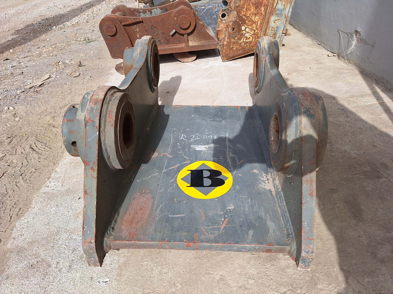 Attachment plate - Сцепное устройство для Строительной техники: фото 4 Attachment plate - Сцепное устройство для Строительной техники: фото 4