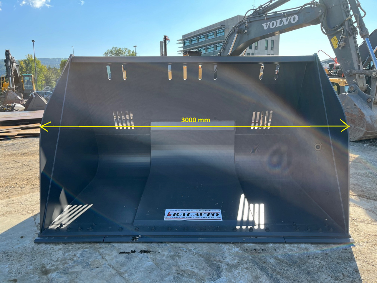 Balavto Loader bucket 3000 mm - Ковш для погрузчика: фото 2 Balavto Loader bucket 3000 mm - Ковш для погрузчика: фото 2