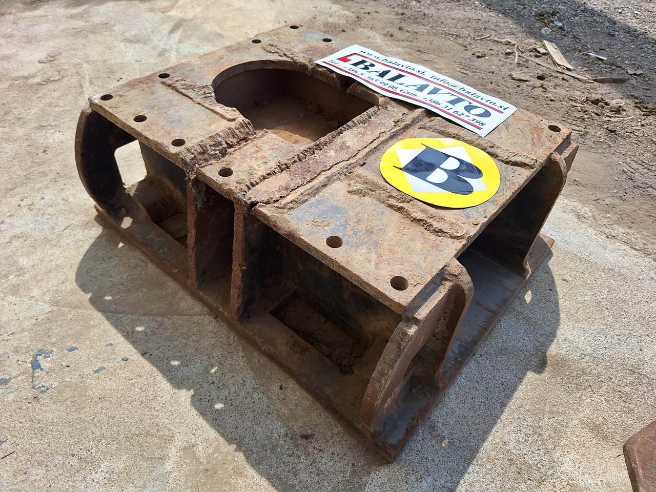Balavto attachment plate B1 - Сцепное устройство для Строительной техники: фото 1 Balavto attachment plate B1 - Сцепное устройство для Строительной техники: фото 1