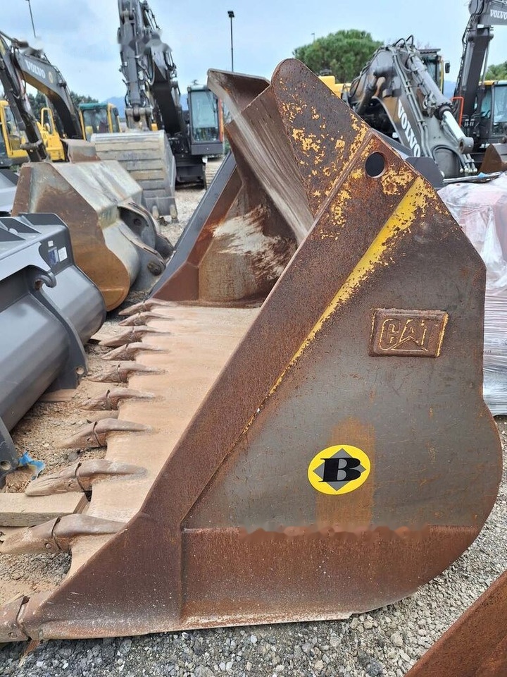 Caterpillar Loader bucket 3300 mm - Ковш для погрузчика: фото 2 Caterpillar Loader bucket 3300 mm - Ковш для погрузчика: фото 2
