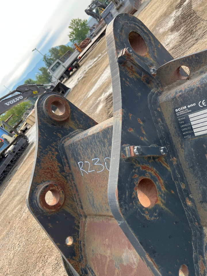 Digging bucket 1200 mm - Ковш для экскаватора: фото 4 Digging bucket 1200 mm - Ковш для экскаватора: фото 4