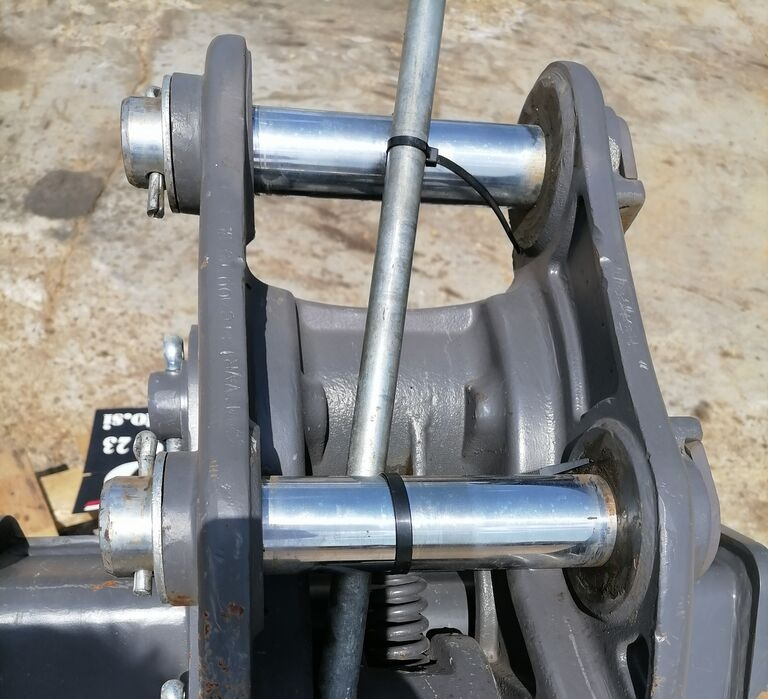 Digging bucket 600 mm with quick coupler - Ковш для экскаватора: фото 2 Digging bucket 600 mm with quick coupler - Ковш для экскаватора: фото 2