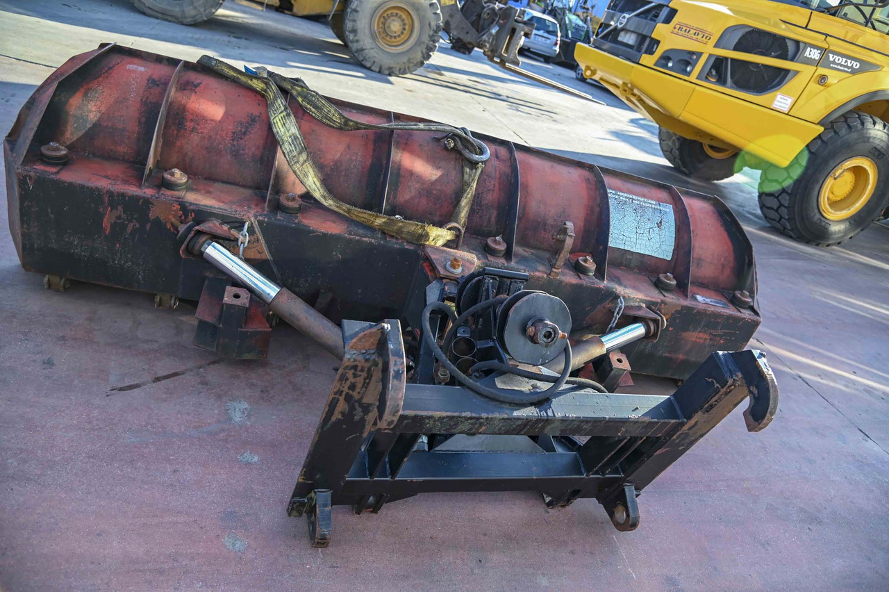 Holms KHP-80-320 - Отвал для снега: фото 5 Holms KHP-80-320 - Отвал для снега: фото 5