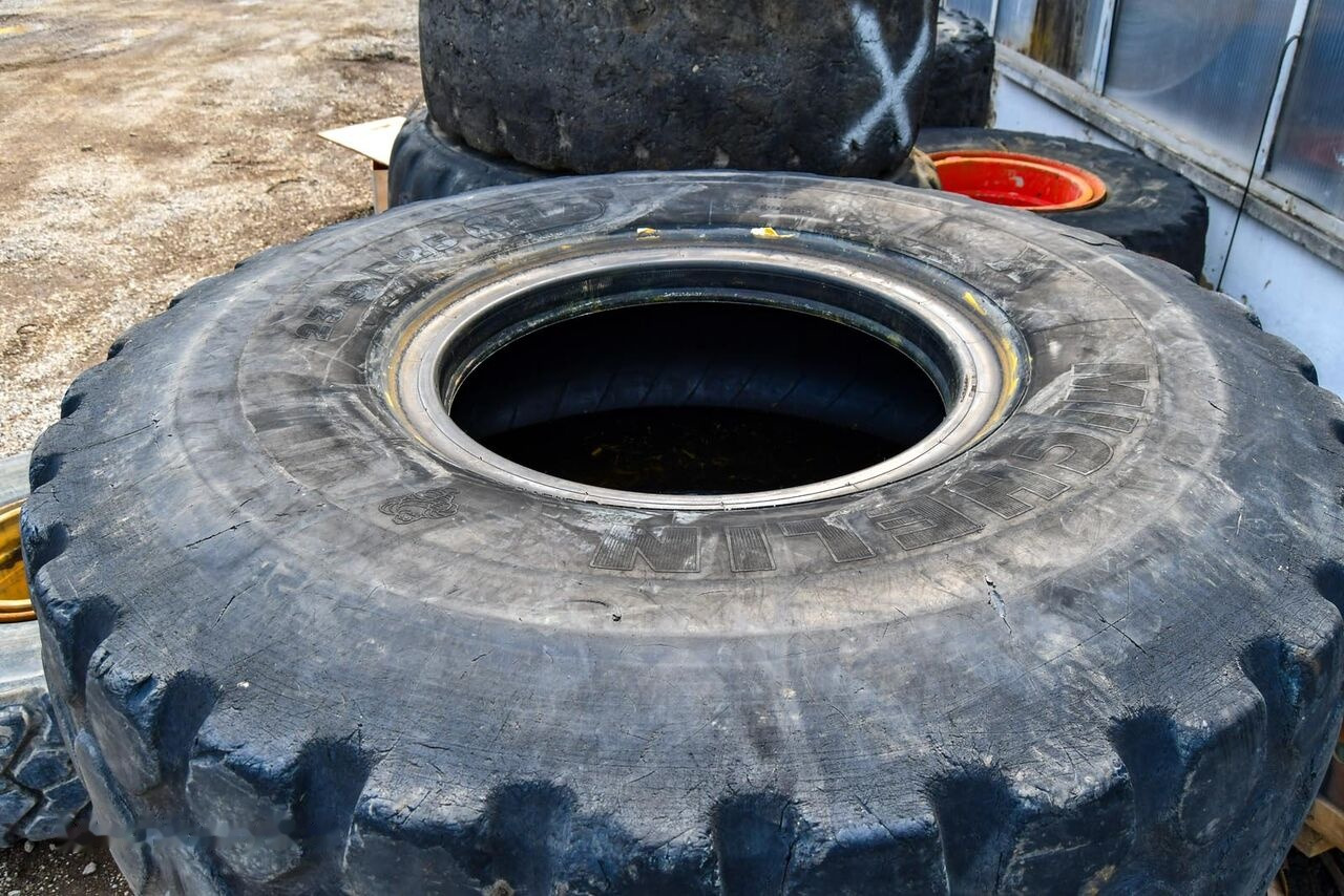 Шина для Колёсных погрузчиков Michelin 23.5R25: фото 6