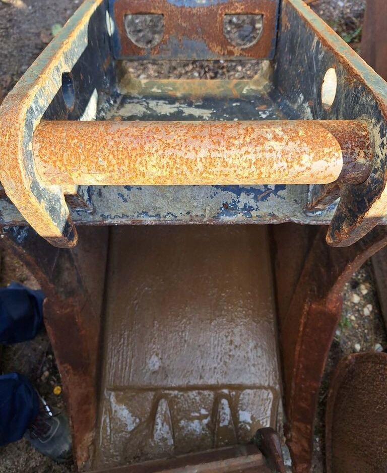 Narrow digging bucket 600 mm - Ковш для экскаватора: фото 2 Narrow digging bucket 600 mm - Ковш для экскаватора: фото 2