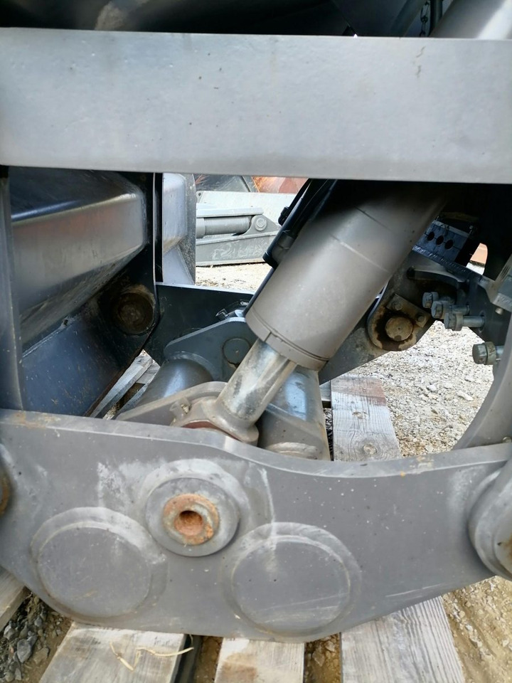 Volvo EW/EWR blade for Volvo excavators - Навесное оборудование для Экскаваторов: фото 3 Volvo EW/EWR blade for Volvo excavators - Навесное оборудование для Экскаваторов: фото 3