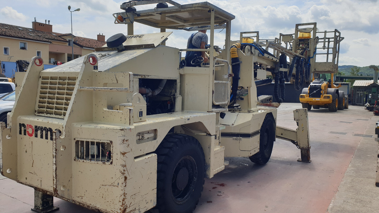 Normet Himec 9905 BT - Горнодобывающая техника: фото 4 Normet Himec 9905 BT - Горнодобывающая техника: фото 4