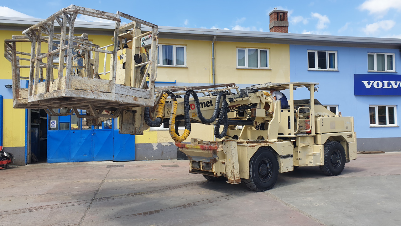 Normet Himec 9905 BT - Горнодобывающая техника: фото 1 Normet Himec 9905 BT - Горнодобывающая техника: фото 1