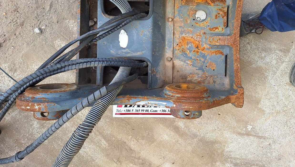 OilQuick hydraulic OQ70/55 - Сцепное устройство для Экскаваторов: фото 3 OilQuick hydraulic OQ70/55 - Сцепное устройство для Экскаваторов: фото 3
