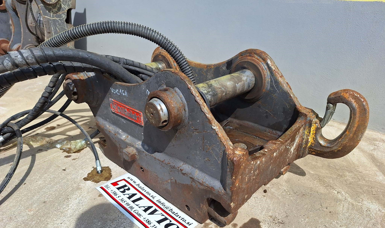 OilQuick quick coupler - Сцепное устройство для Экскаваторов: фото 1 OilQuick quick coupler - Сцепное устройство для Экскаваторов: фото 1