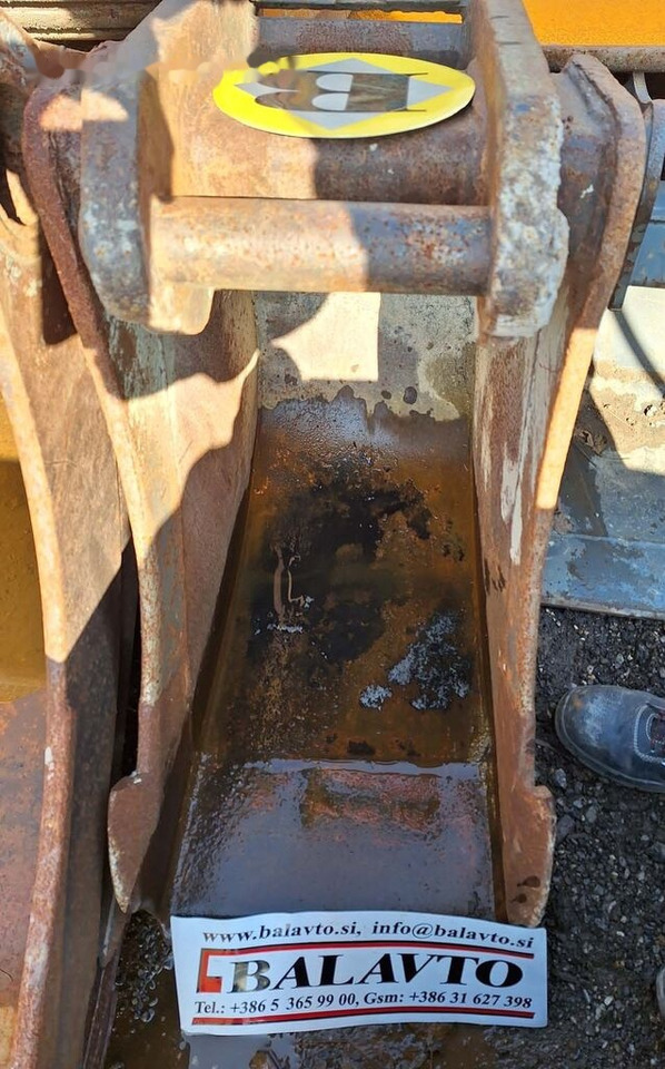 Trenching bucket 420 mm - Ковш для экскаватора: фото 1 Trenching bucket 420 mm - Ковш для экскаватора: фото 1