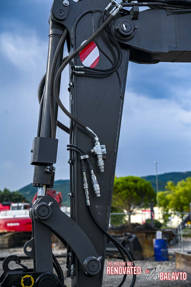 Мини-экскаватор VOLVO ECR88D: фото 20 Мини-экскаватор VOLVO ECR88D: фото 20