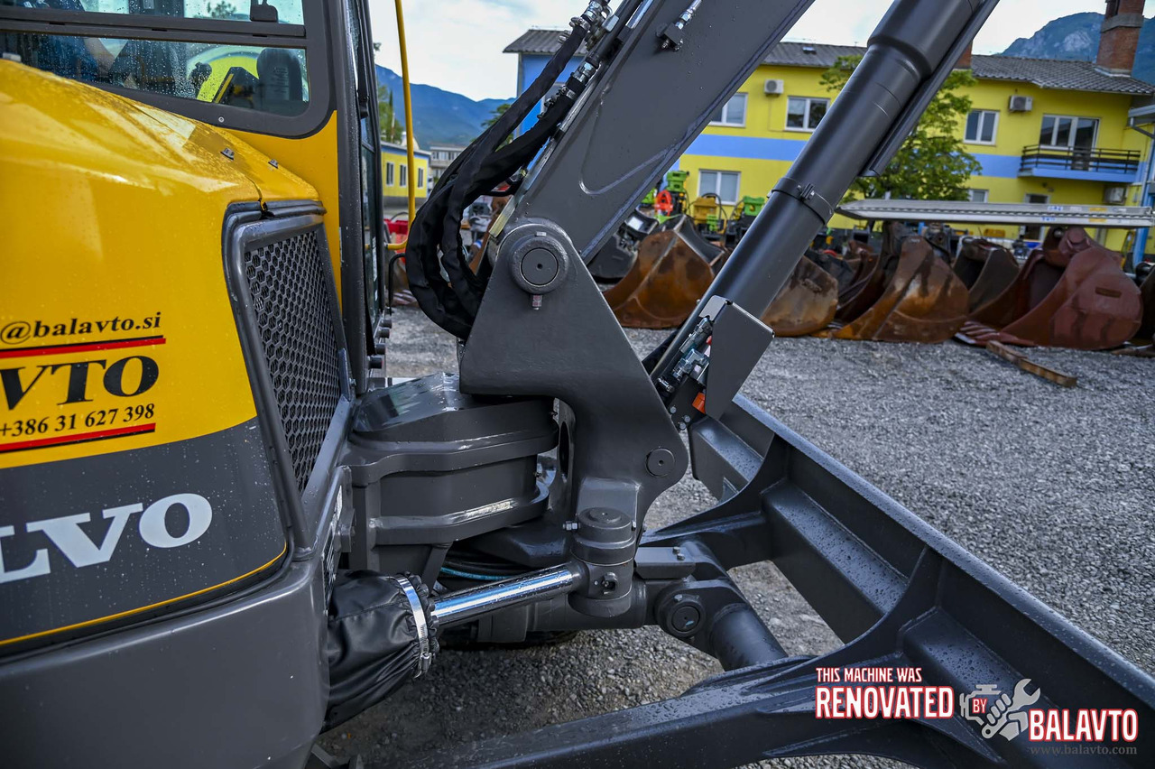 Мини-экскаватор VOLVO ECR88D: фото 42 Мини-экскаватор VOLVO ECR88D: фото 42
