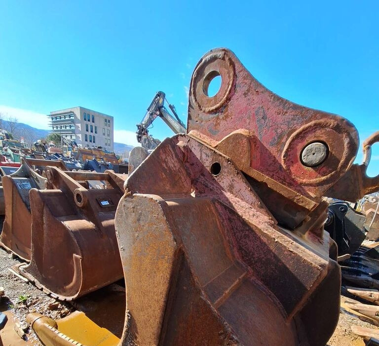 VTN Digging bucket 1300 mm Lehnhoff - Ковш для экскаватора: фото 2 VTN Digging bucket 1300 mm Lehnhoff - Ковш для экскаватора: фото 2