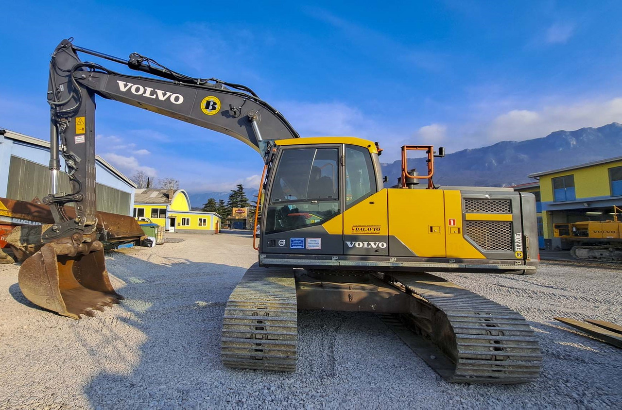 Volvo EC220EL - Гусеничный экскаватор: фото 1 Volvo EC220EL - Гусеничный экскаватор: фото 1