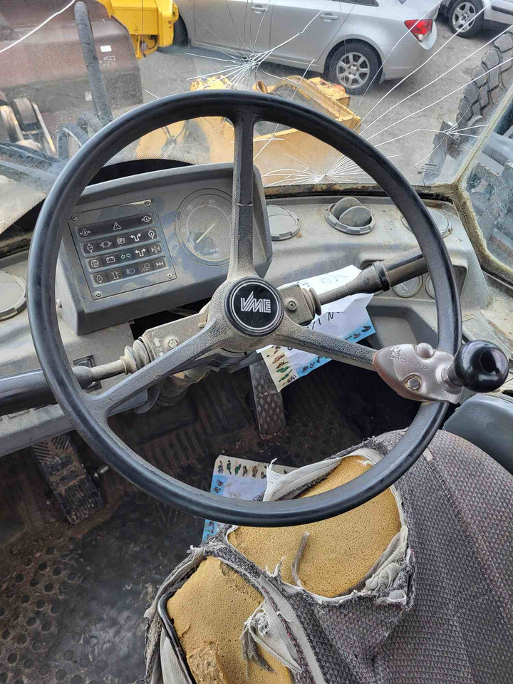 Volvo steering wheel - Рулевое колесо для Погрузчиков: фото 1 Volvo steering wheel - Рулевое колесо для Погрузчиков: фото 1