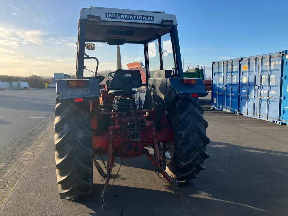 IHC 744 AS Allrad Frontlader Bastlerfahrzeug Sammlerstück Traktor - Трактор: фото 4 IHC 744 AS Allrad Frontlader Bastlerfahrzeug Sammlerstück Traktor - Трактор: фото 4