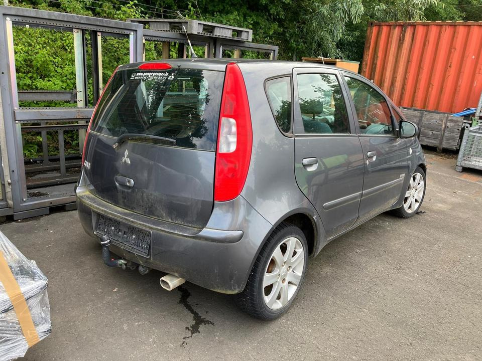 Mitsubishi Colt Unfallfahrzeug - Легковой автомобиль: фото 2 Mitsubishi Colt Unfallfahrzeug - Легковой автомобиль: фото 2