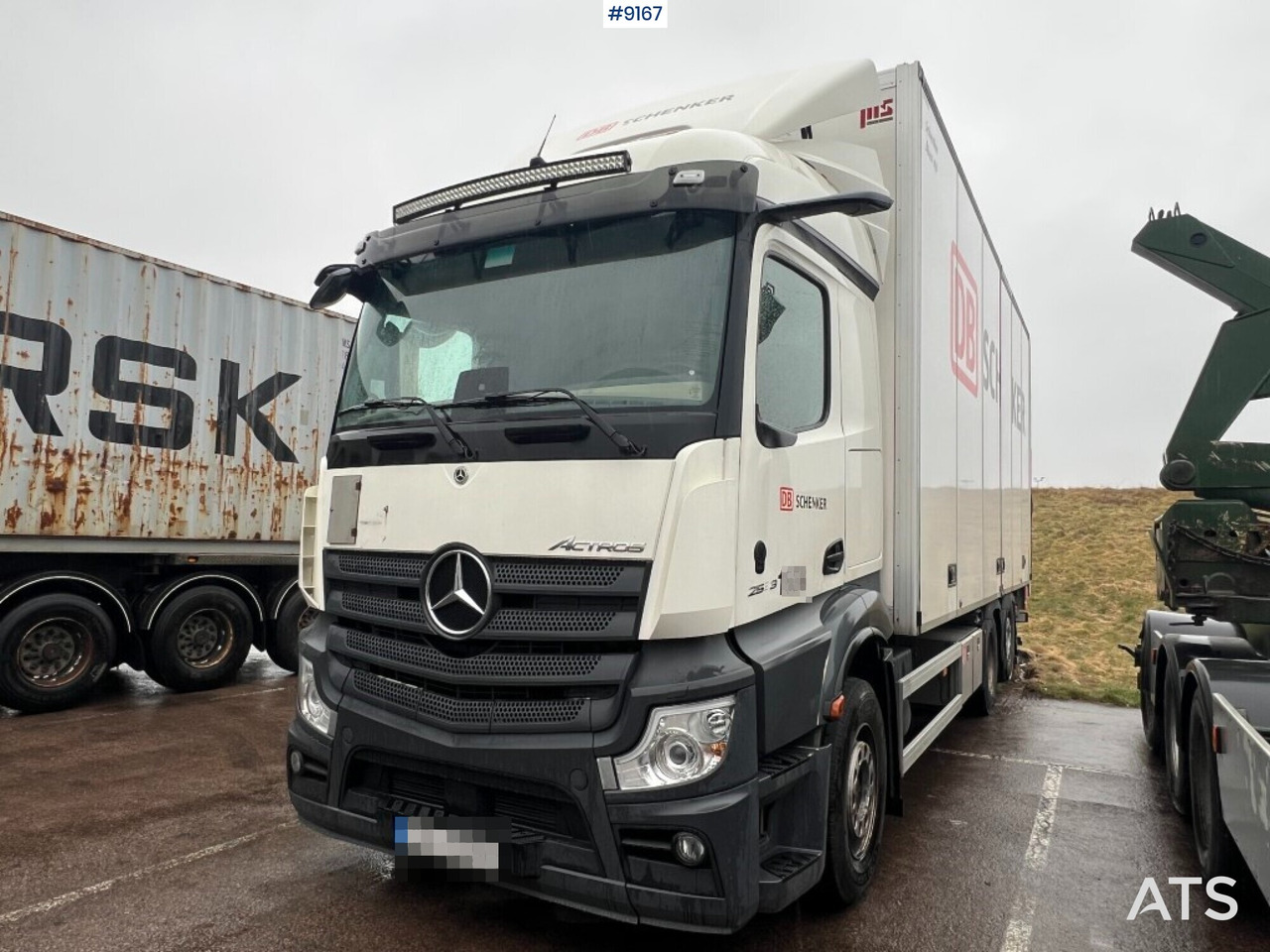 Box Truck - MERCEDES-BENZ ACTROS - Грузовик с закрытым кузовом: фото 1 Box Truck - MERCEDES-BENZ ACTROS - Грузовик с закрытым кузовом: фото 1